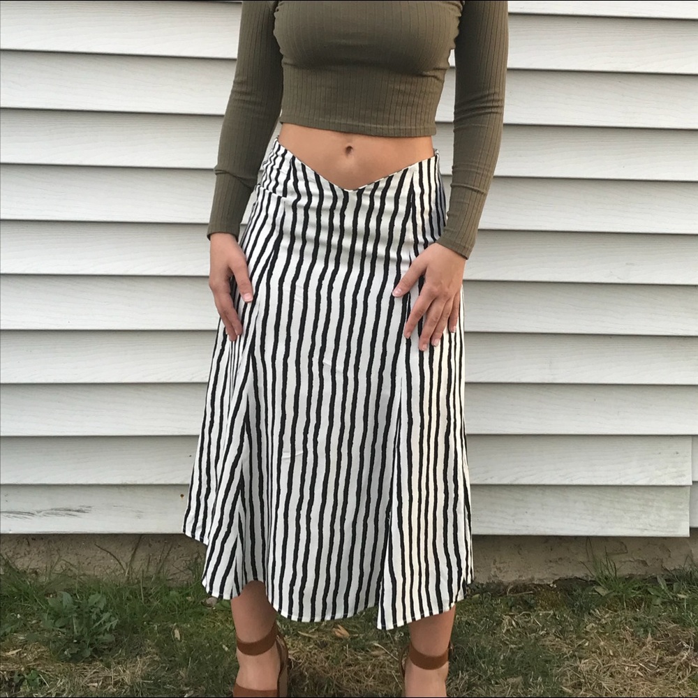 Black and White Midi skirt  by Kimchi Blue UO